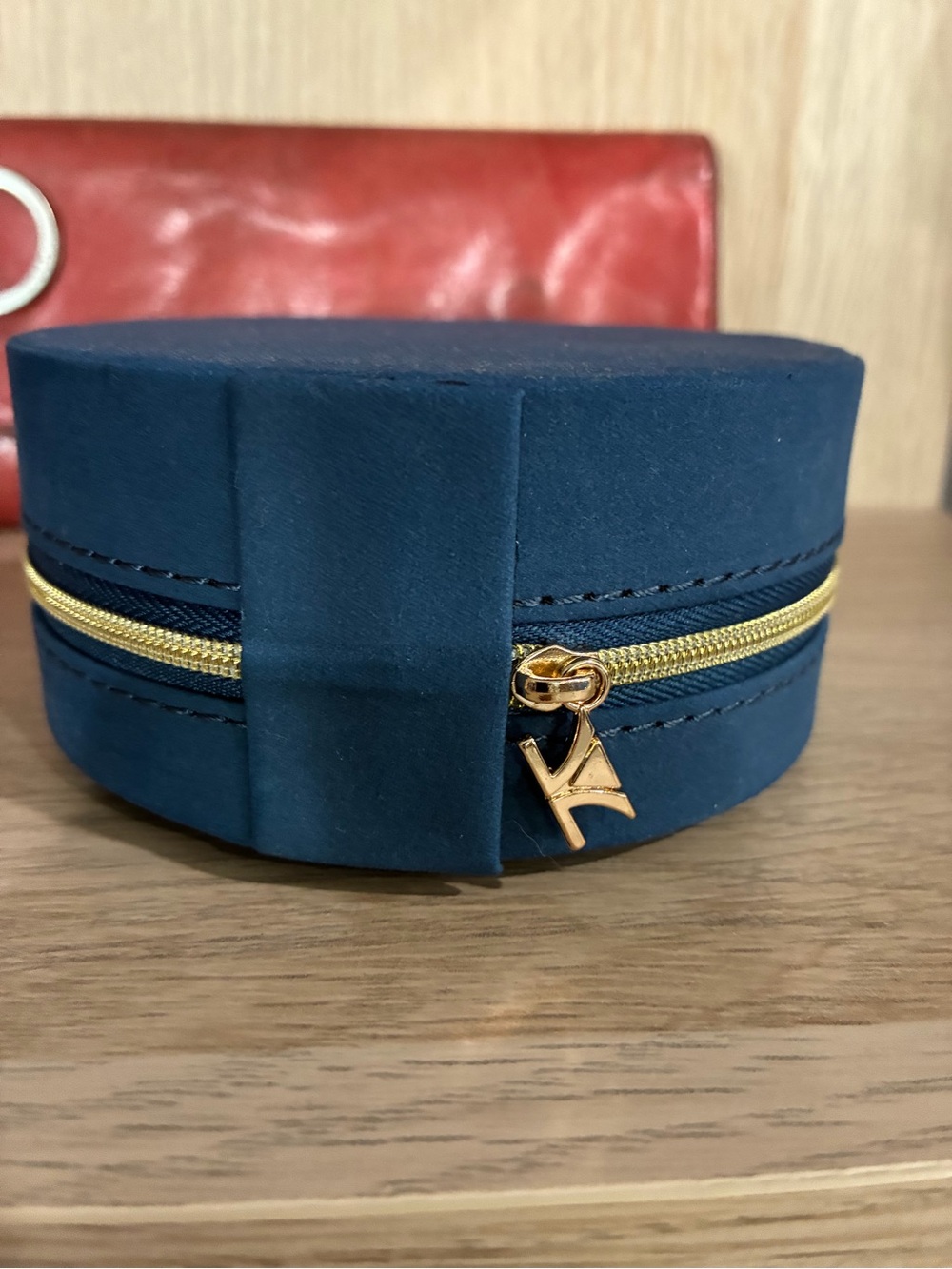 Le Vian Navy and Gold Round Travel Jewelry Case - Picture 4 of 6